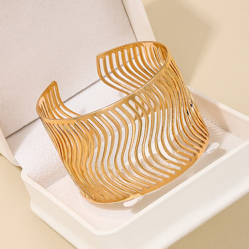 Exaggerated Punk Sparkling Bracelet with Middle Eastern Flair