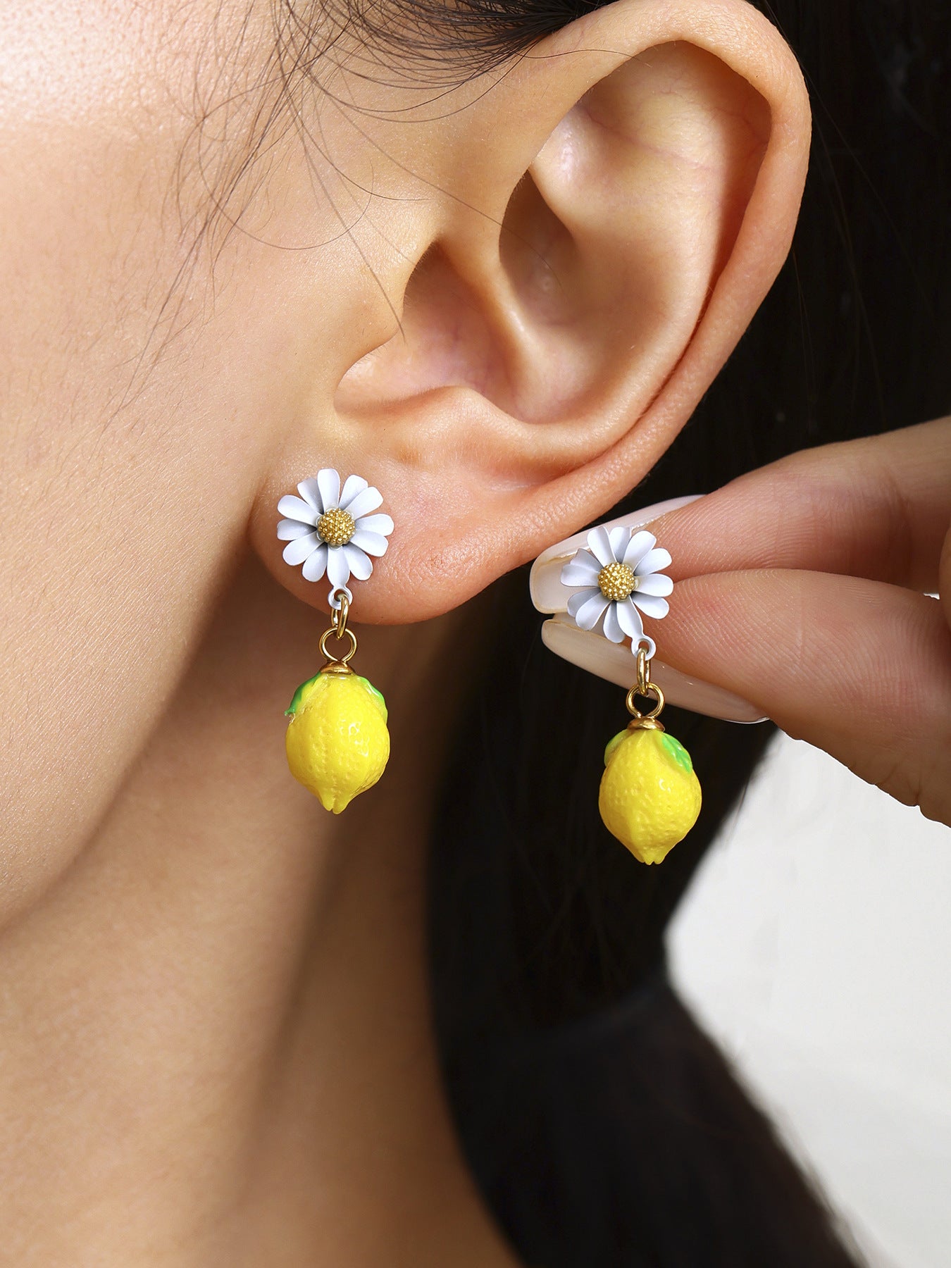 Planderful Lemon Resin Daisy Stud Earrings For Girls