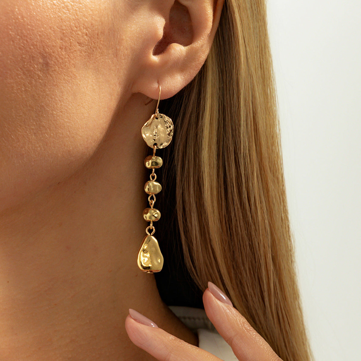 Planderful Vienna Verve Beating Pattern Fringed Stud Earrings For Women Statement Baroque Style