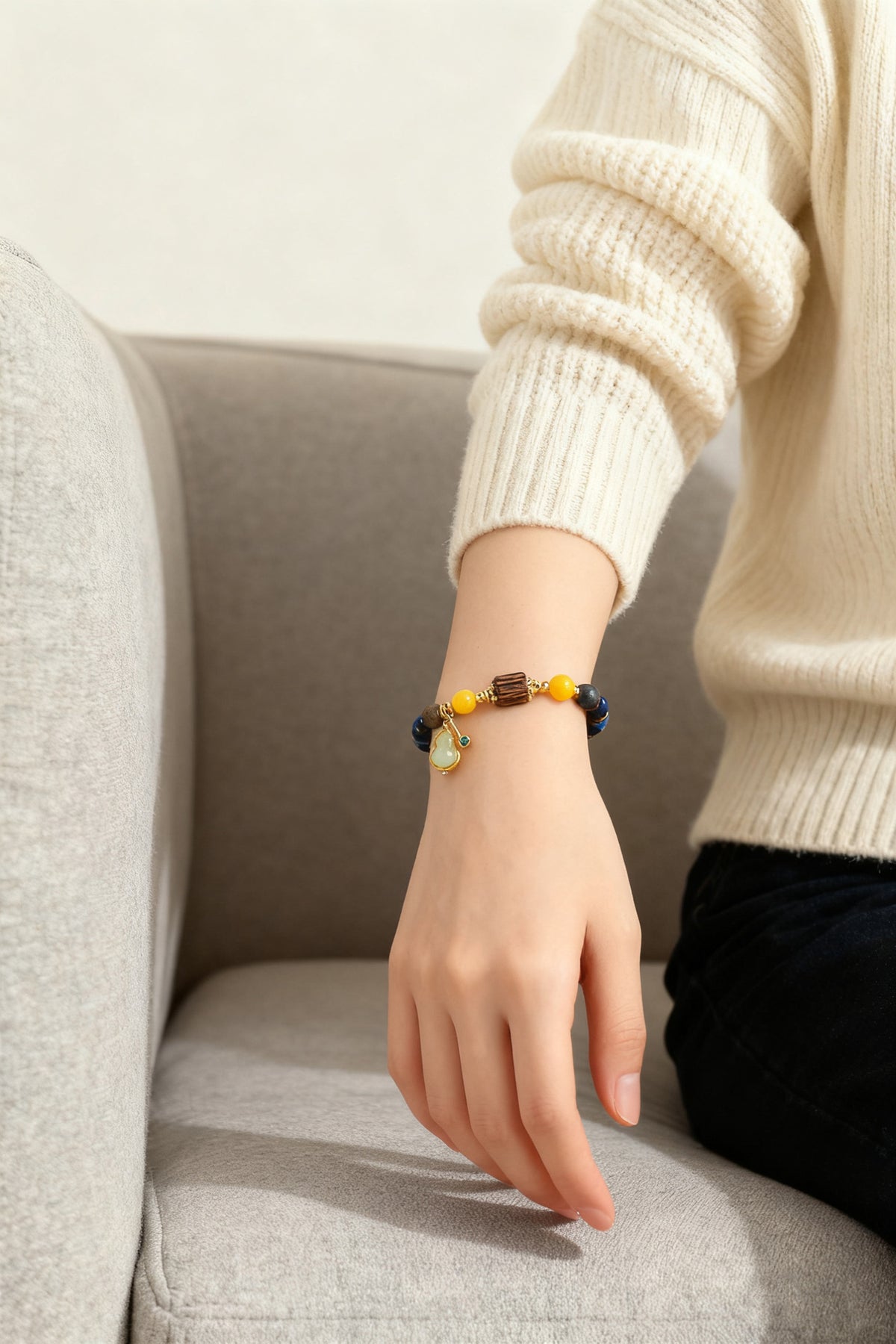Lapis Lazuli Agarwood Crystal Bracelet