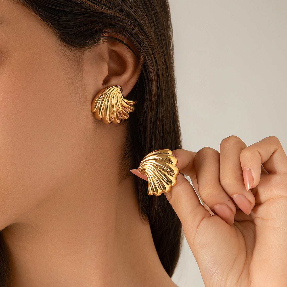 Planderful Vienna Verve Earrings – Exaggerated Ginkgo Biloba Design
