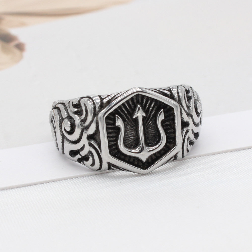 Online Celebrity Boyfriend Trident Titanium Ring for Wholesale Foreign Trade Jewelry Personality Retro