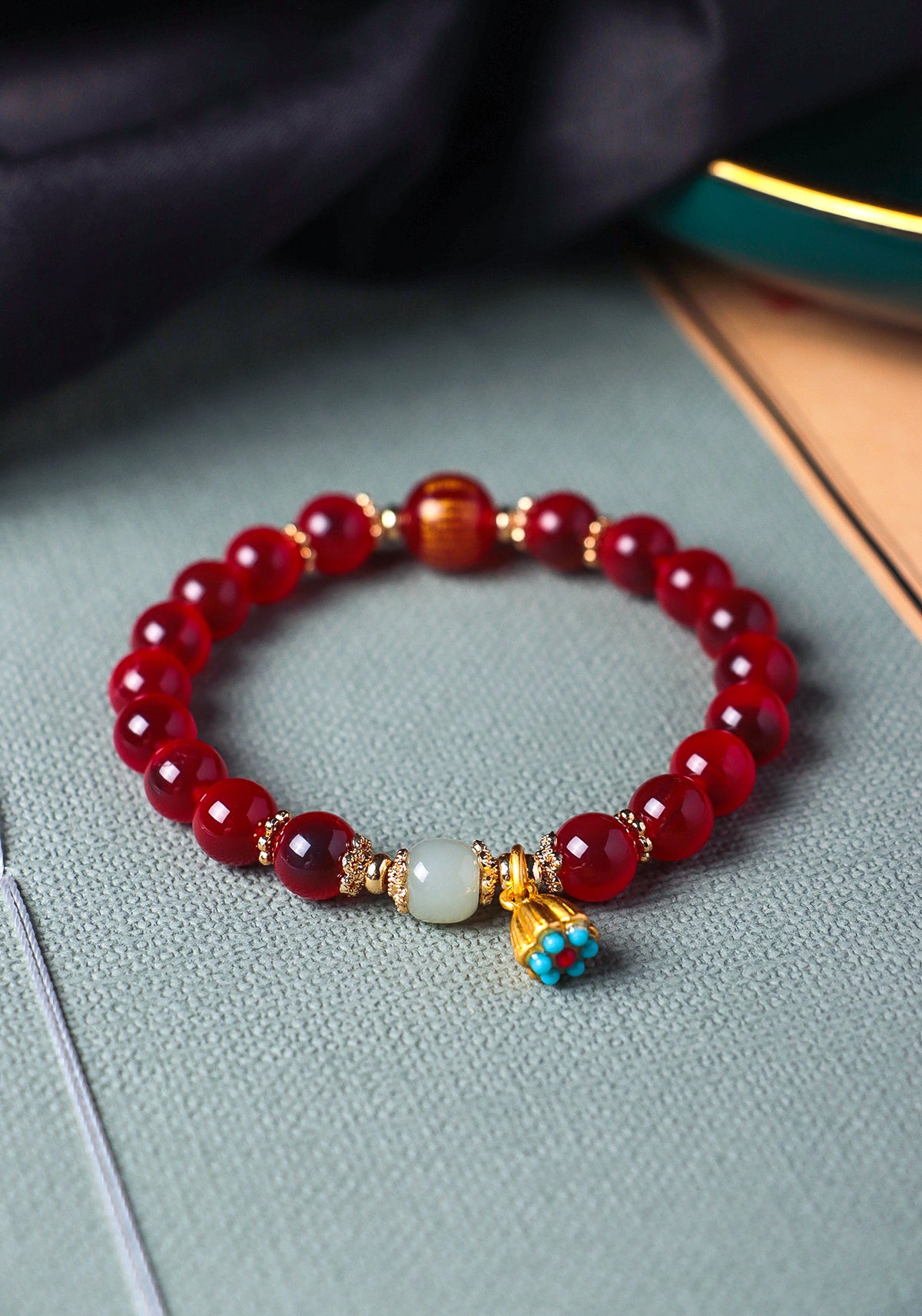 Hetian Jade Agate Heart Bracelet