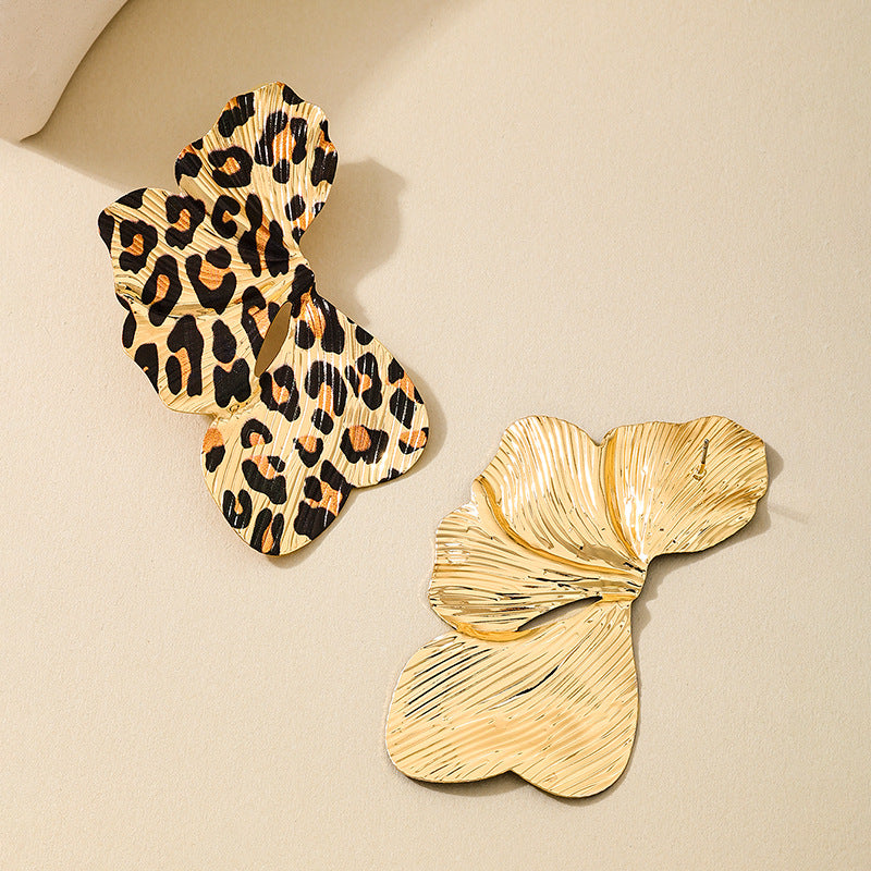 Planderful Vienna Verve Earrings – Exaggerated Leopard Print Design