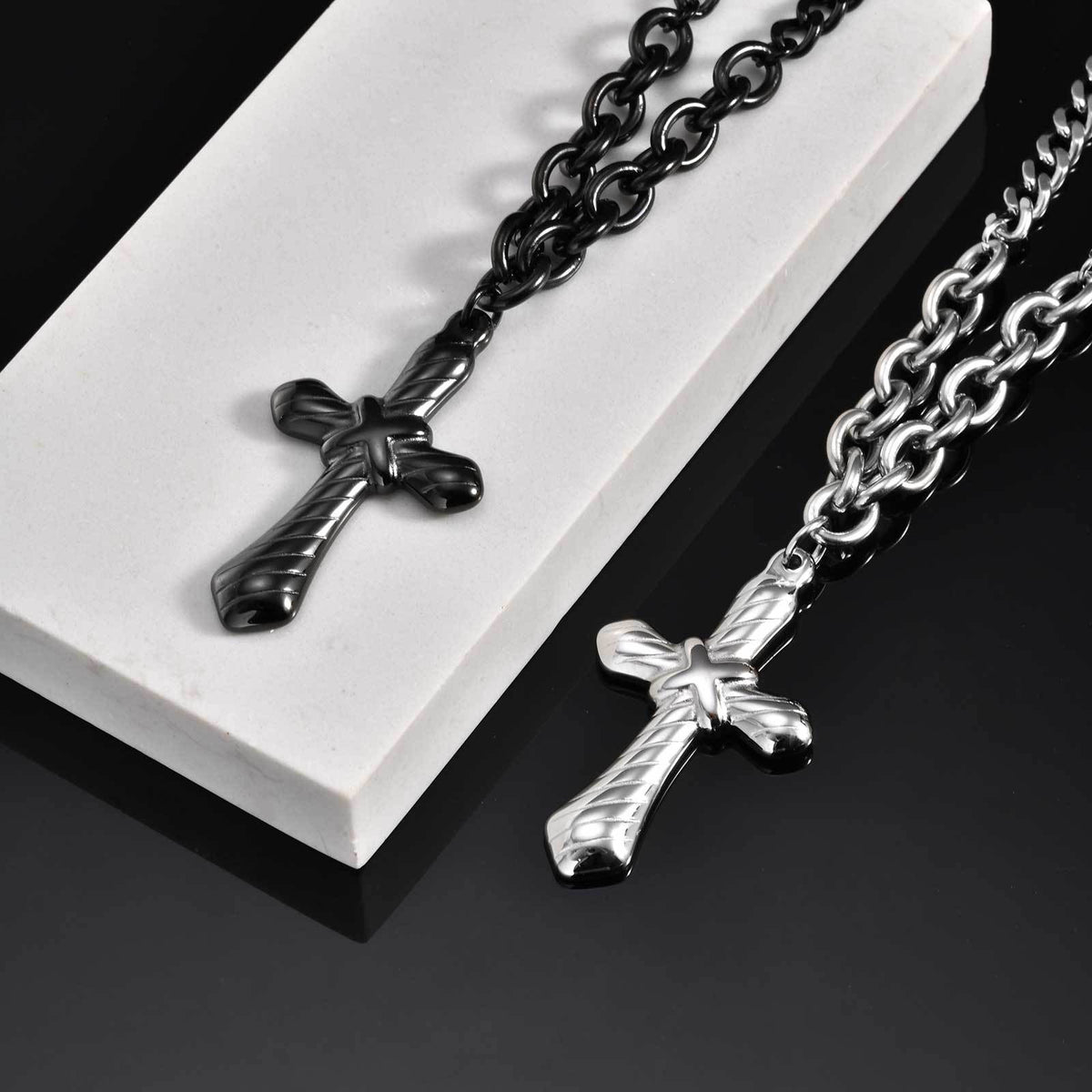 Classic – Stainless Steel Double-Sided Polished Chain Cross Necklace – Men's Accessory
