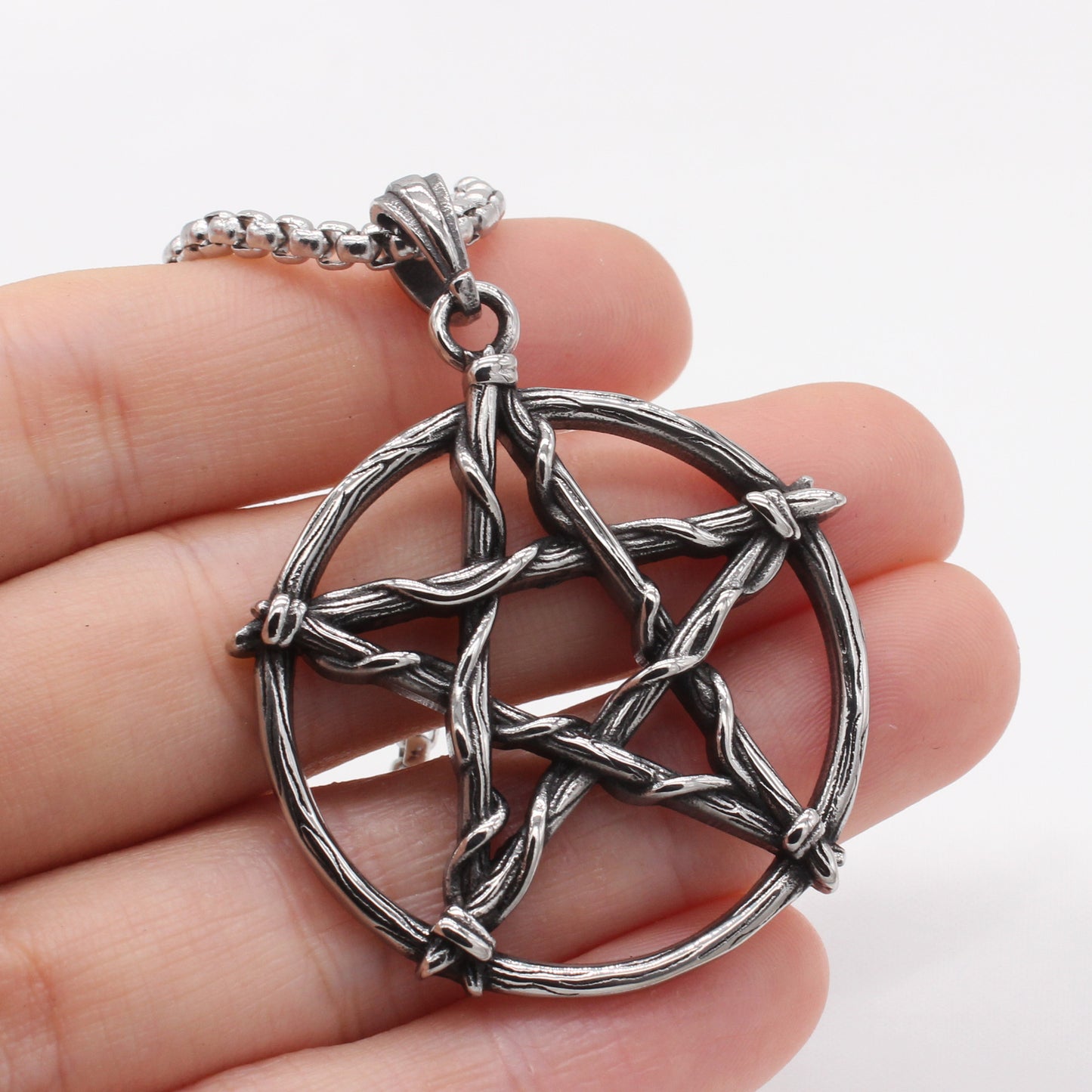 Personalized Retro Five-Star Men's Pendant in Titanium Steel - European and American Style