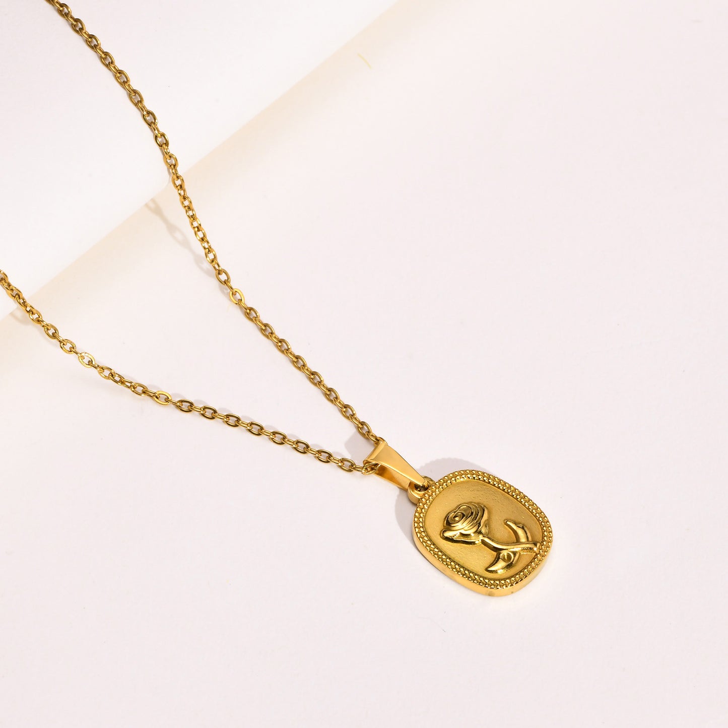 Titanium Steel Wholesale French Retro Sand Rose Pendant Gold