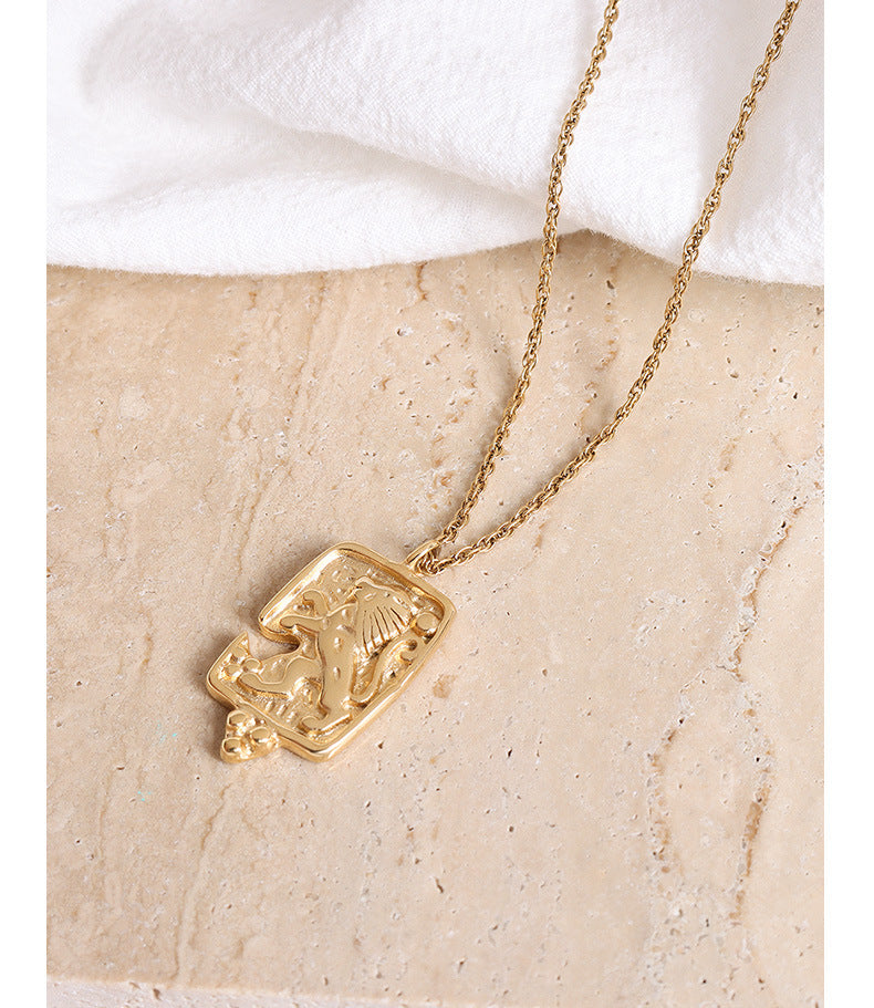 Lion Minimalist Titanium Steel Pendant Necklace with 18k Gold Plating - Fashionable Women's Jewelry