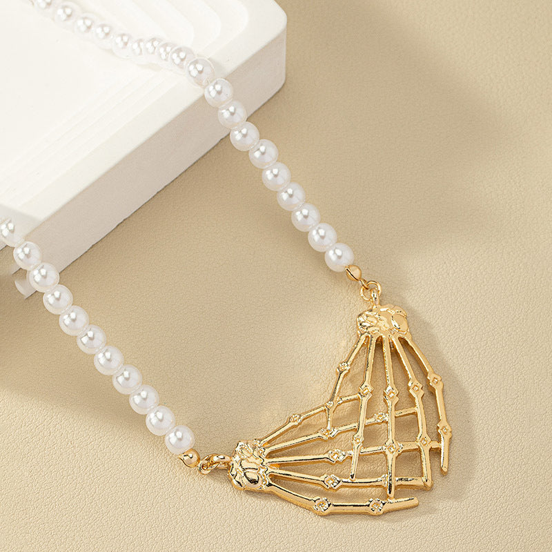 Pearl and Metal Hand Pendant Choker Necklace - Elegant Clavicle Chain Jewelry