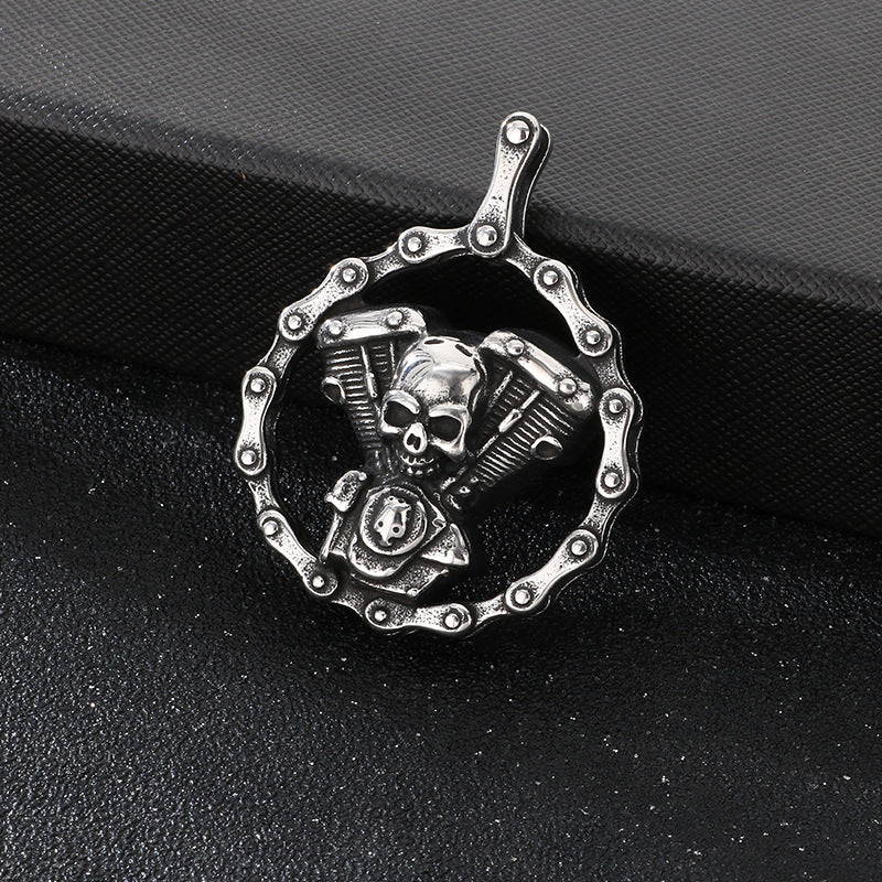 Halloween Skull Pendant, Trendy Pirate Of The Caribbean Ghost Head Motorcycle Titanium Steel Necklace