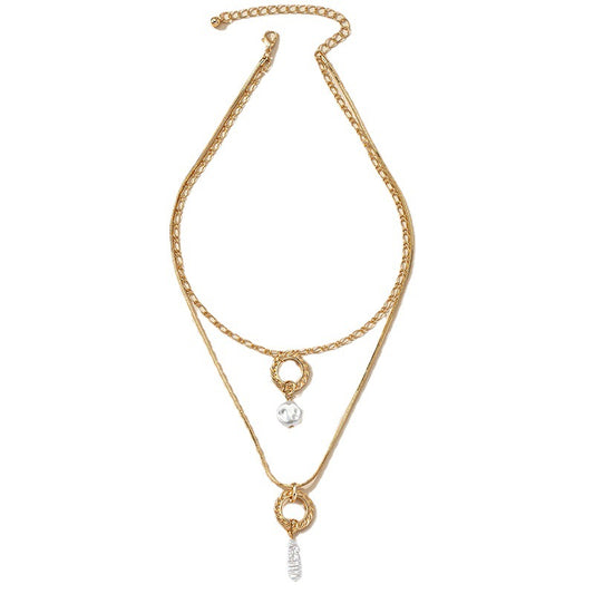 Elegant Double-Layer Pearl Pendant Necklace with Metal Collarbone Chain