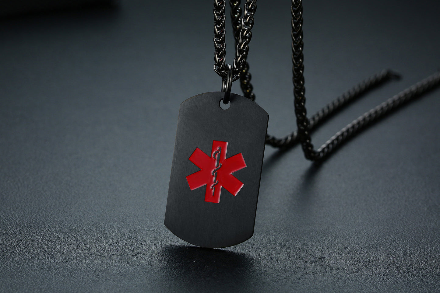 Spring And Summer New Products Simple Medical Logo Tag Pendant