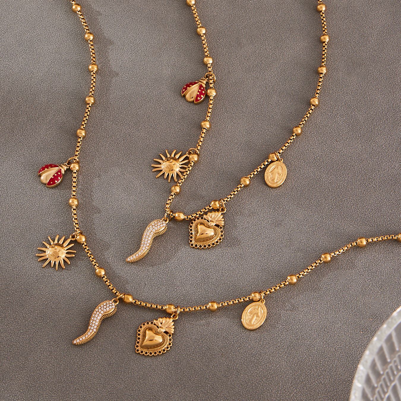 Planderful Gold Plated Pepper Crown Necklace Zircon Women