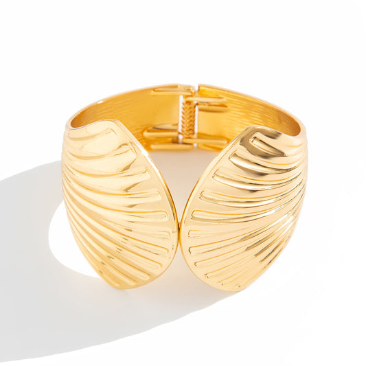 Personalized Alloy Scallop Shell Bracelet Planderful Vienna Verve For Women Statement Jewelry