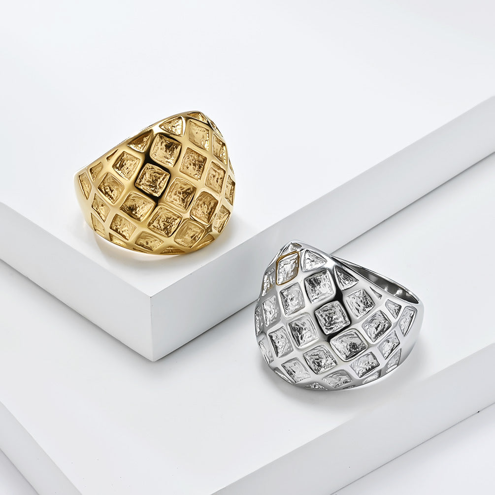 Planderful Everyday Genie Gold Plated Honeycomb Titanium Steel Ring For Daily Wear
