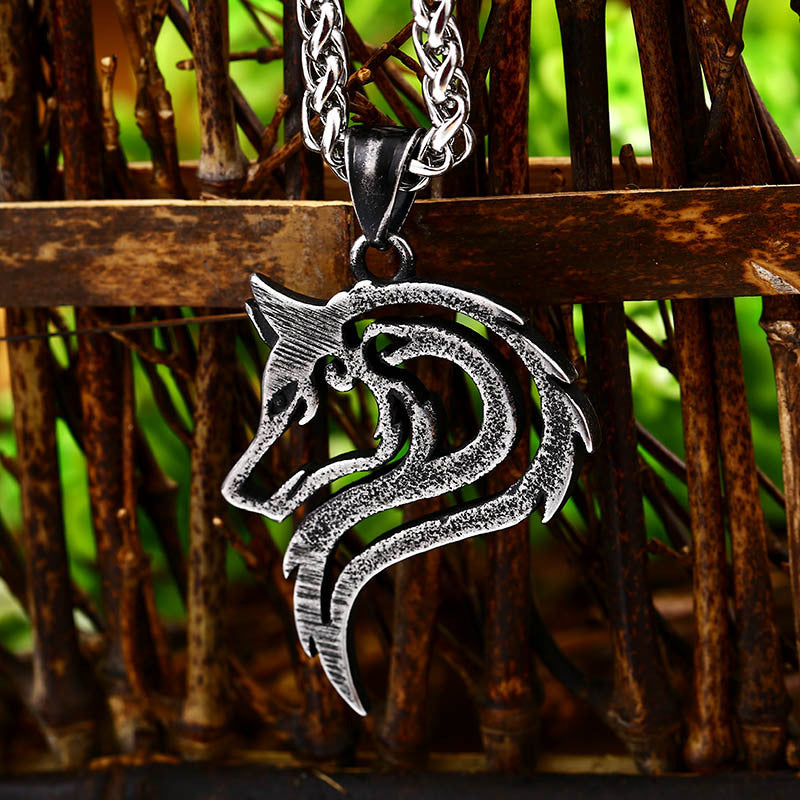 Men's Retro Wolf Head Pendant - Creative Stainless Steel and Titanium Jewelry