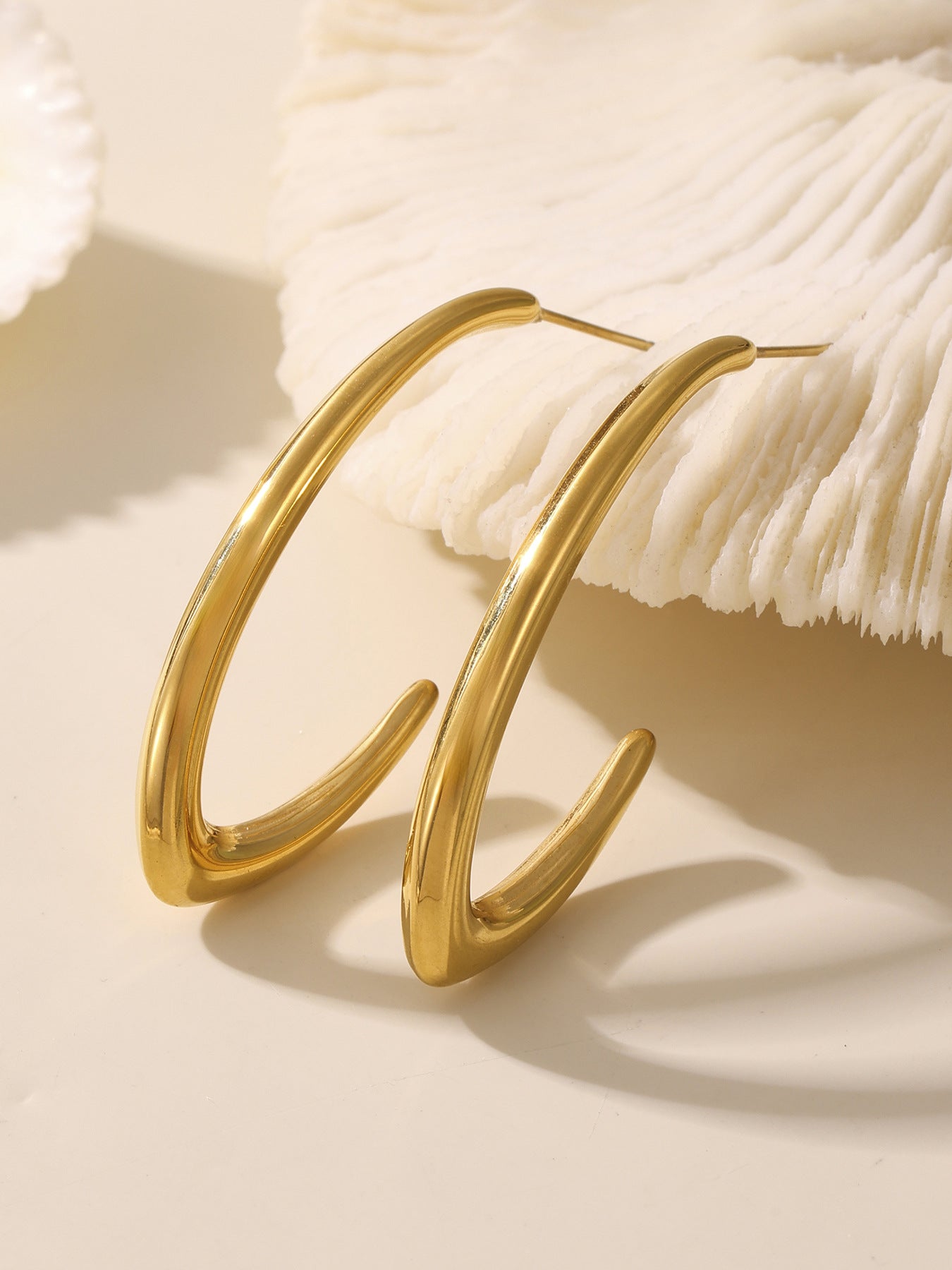 Planderful Minimalist C Shaped Earrings 18K Gold For Women