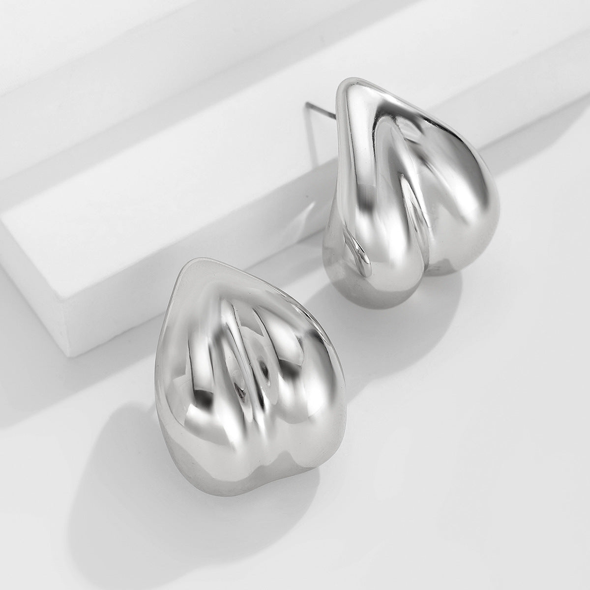 Planderful Vienna Verve Geometric Metal Earrings Peach Heart Water Drop Studs For Women