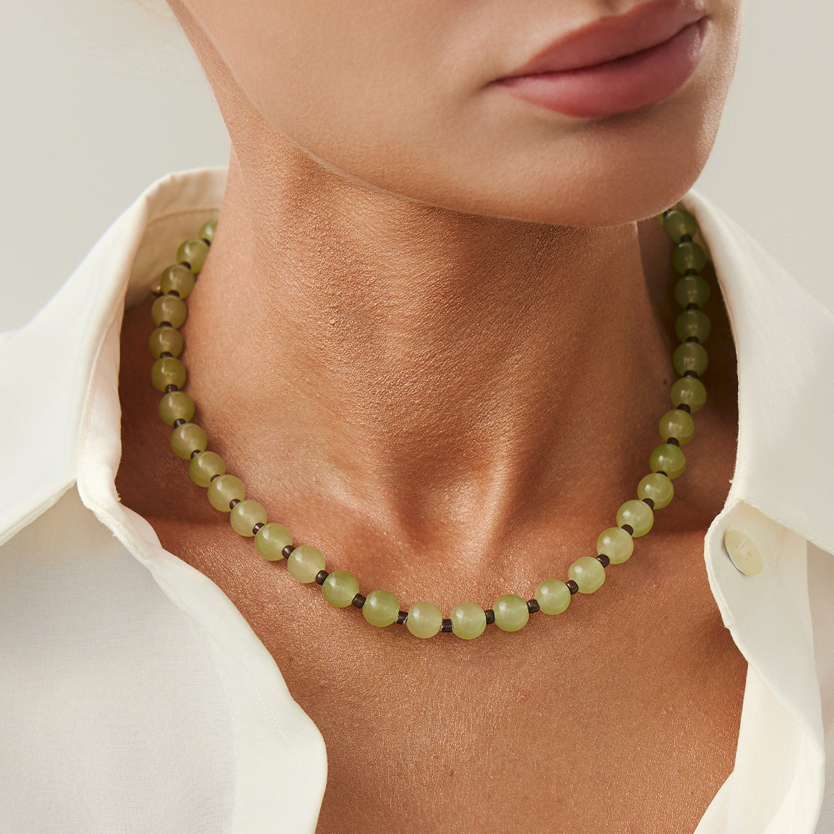 Ethnic Color Bead Collarbone Necklace
