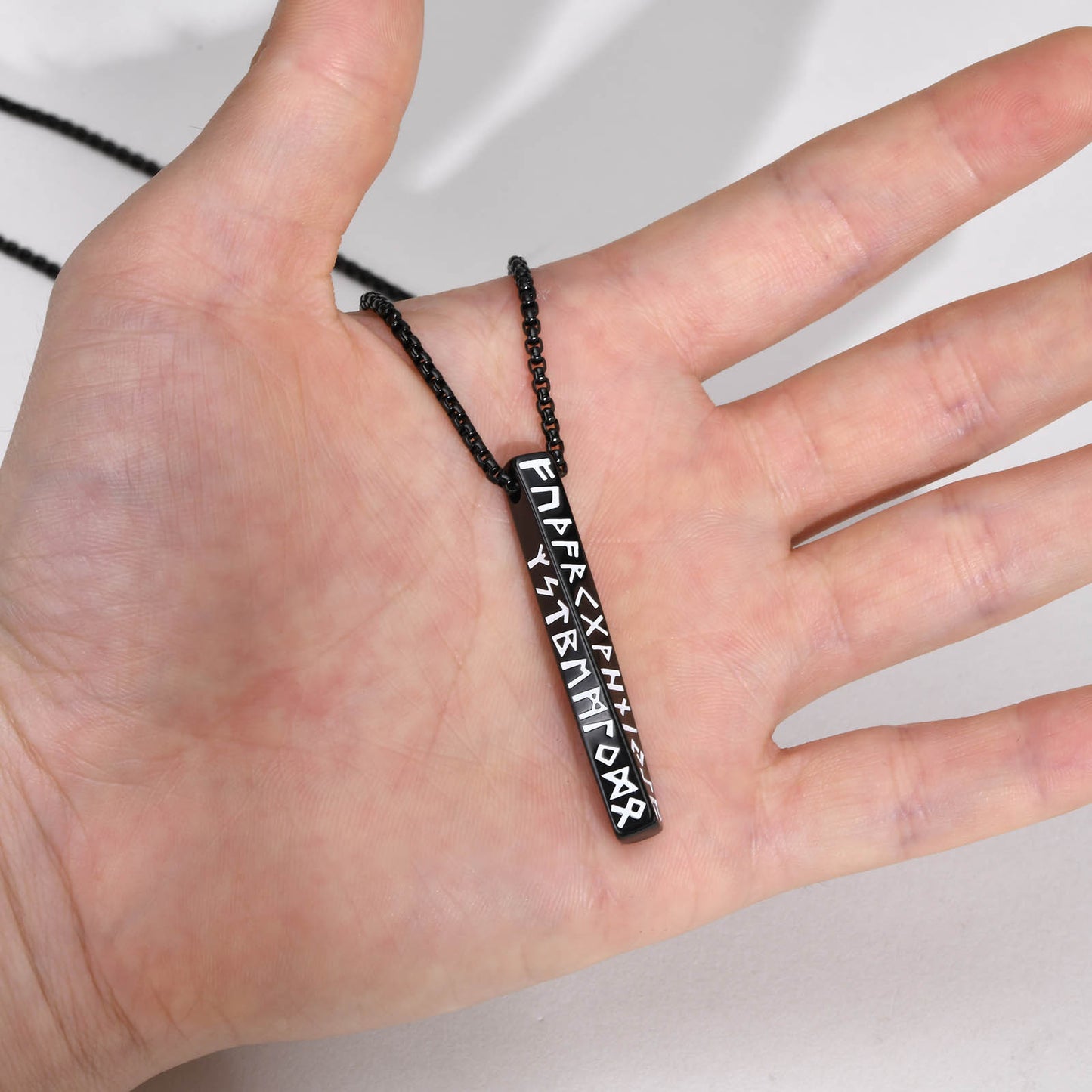 Stainless Steel Corrosive Smear Oil Viking Necklace for Men