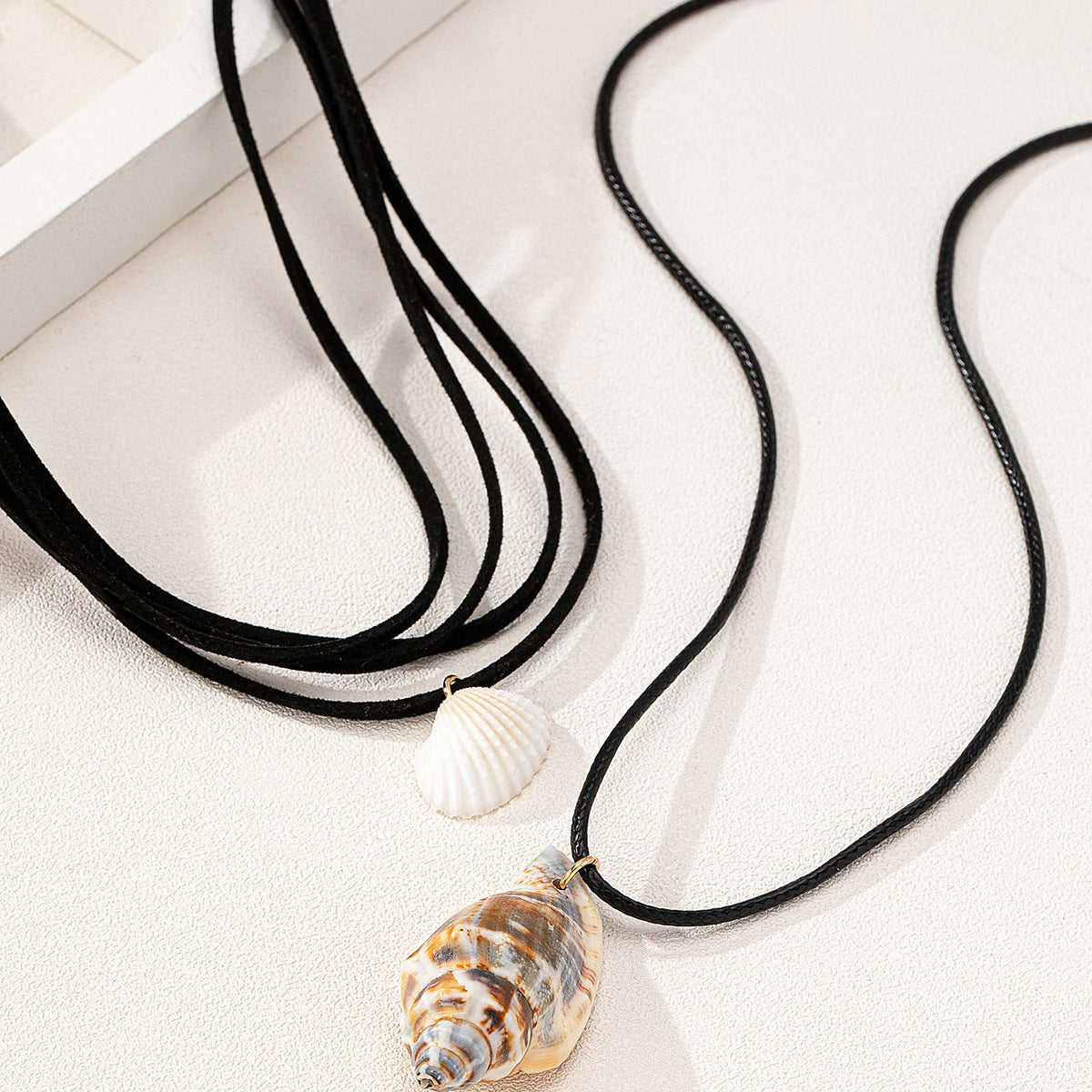 Planderful Vienna Verve Conch Necklace Set – Retro Hip-Hop Punk Style