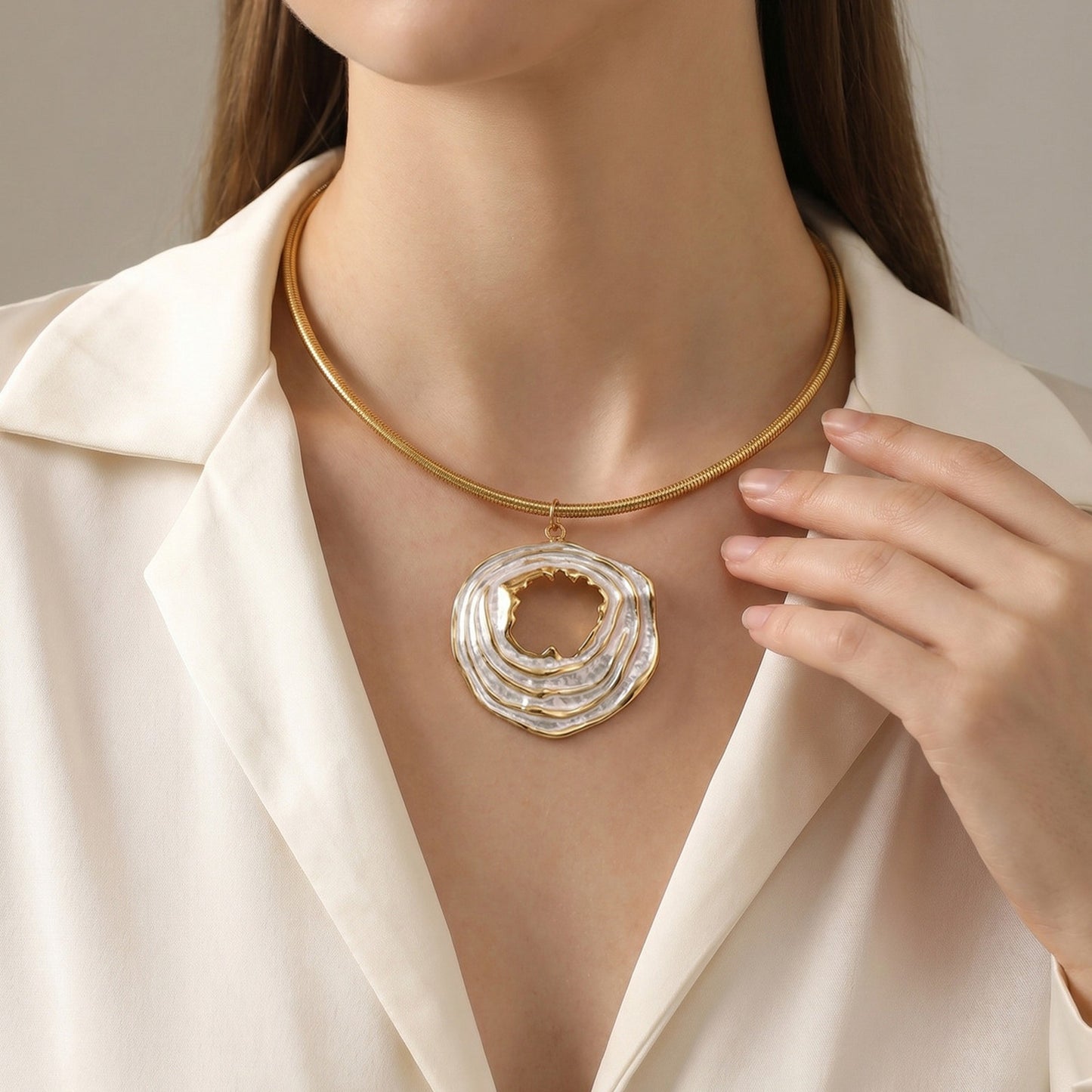 Design Sense Women's Stainless Steel Hollow Round Love Pendant Style Irregular Necklace