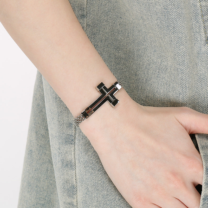 Men Wear – Stainless Steel Curved Bar Hollow Cross Men's Bracelet Can Be Adjusted
