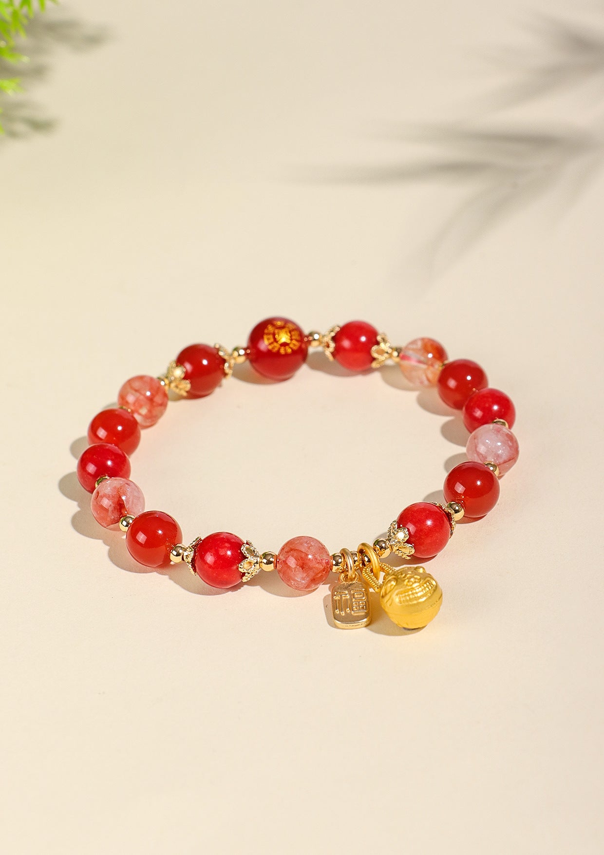 Planderful Fortune's Favor Bracelet – Elegant Crystal Agate Design