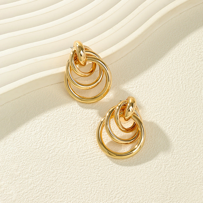 Exaggerated Metal Chain Earrings with Personalized Touch - Vienna Verve Collection