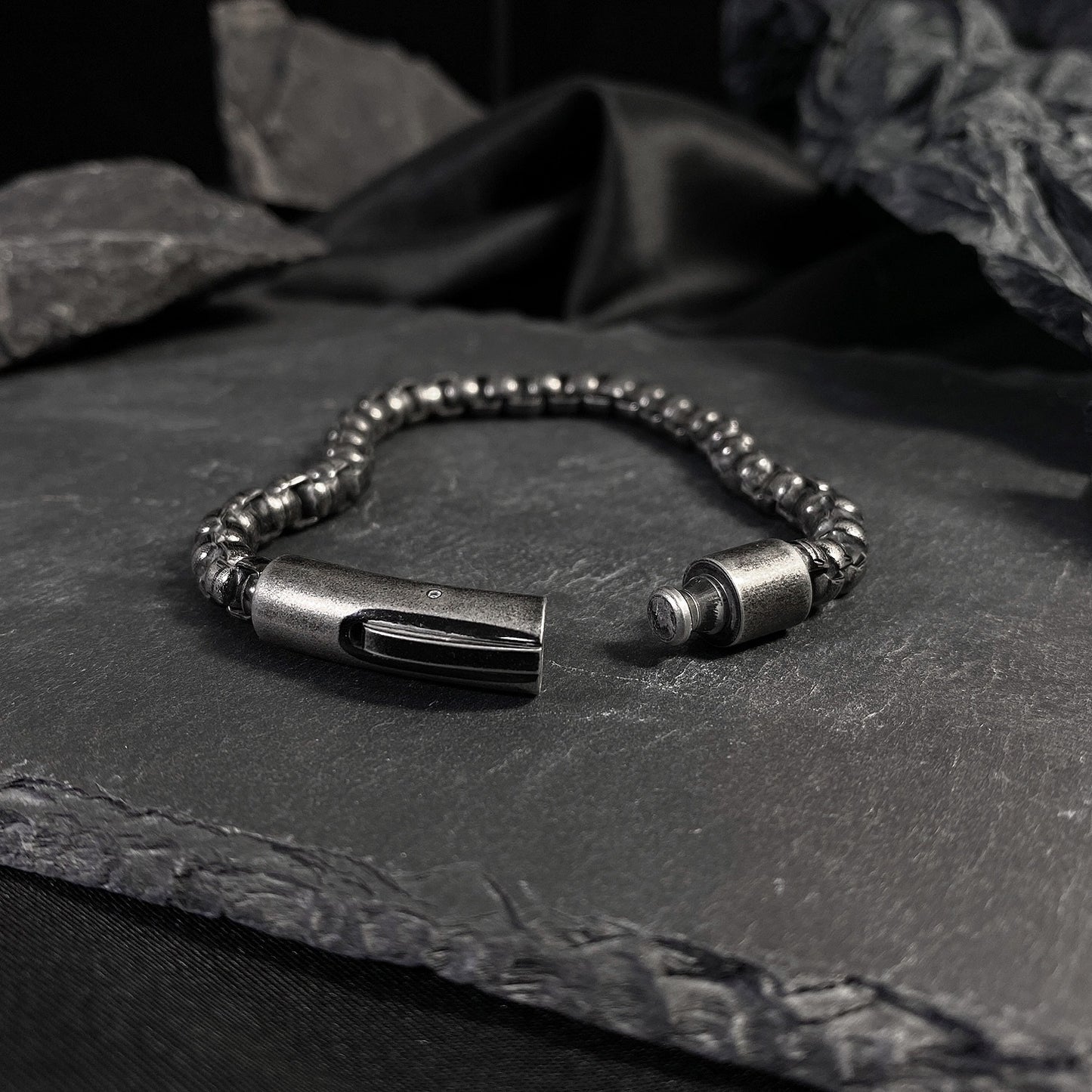 Planderful Titanium Steel Bracelet For Men With Magnet Buckle Square Pearl Chain Retro High End Hip Hop Jewelry