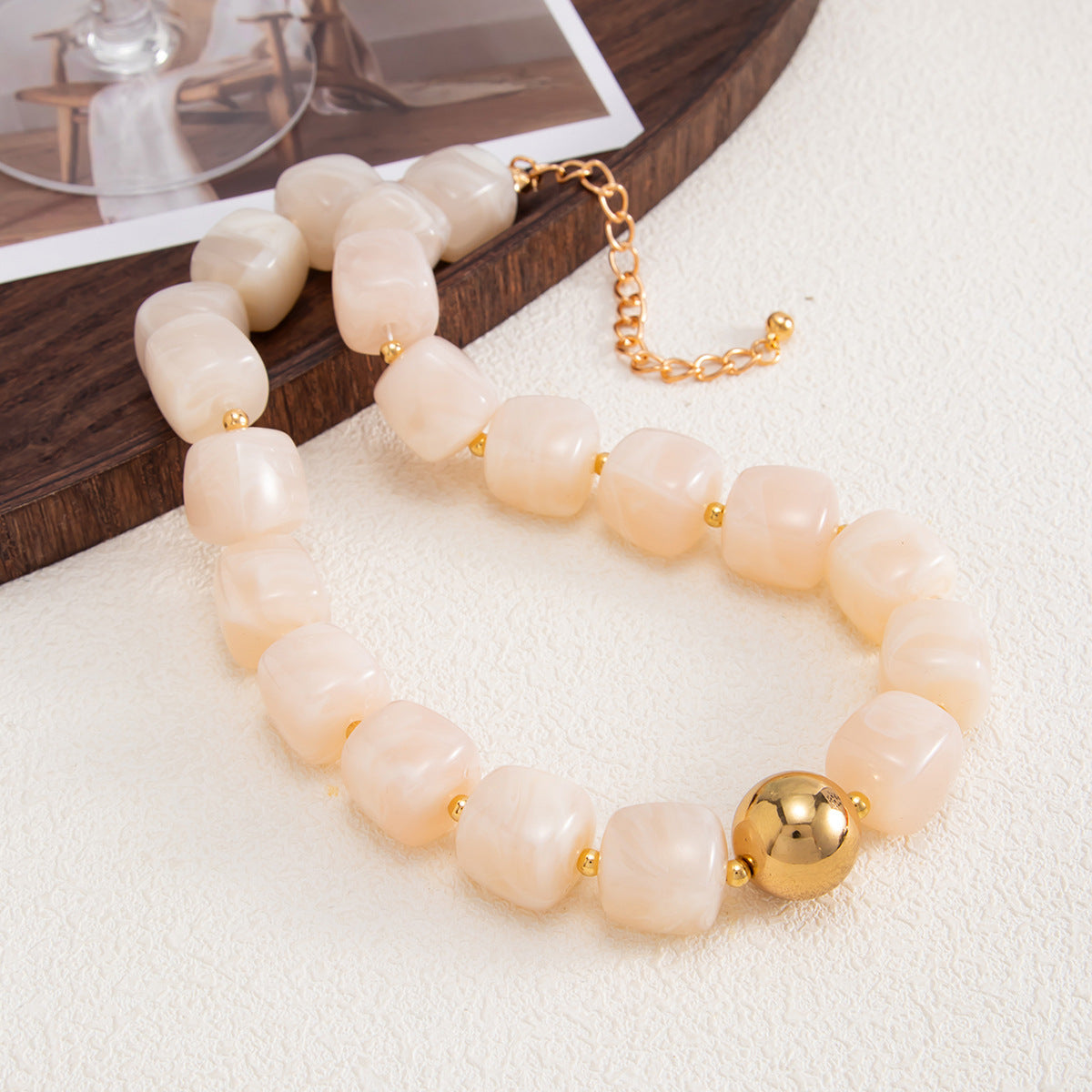 Design Color Resin Beaded Necklace Holiday Style Smudged Multi-Color Collarbone Necklace