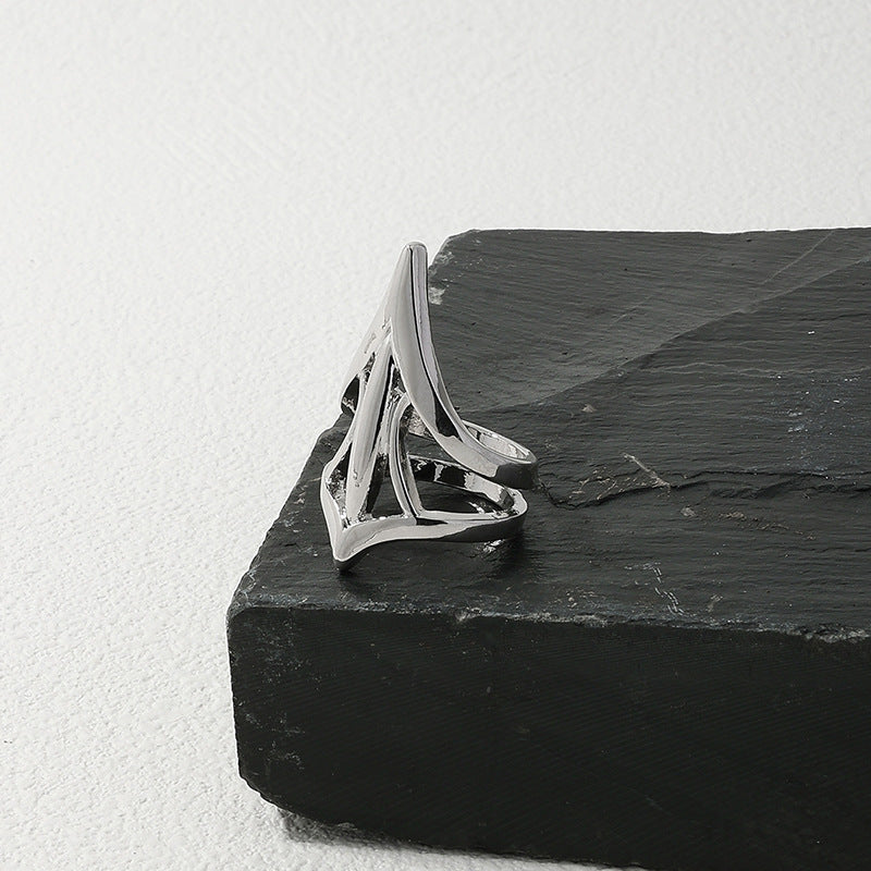 Royal Majesty Metal Finger Buckle Ring - Elegant Vienna Verve Collection