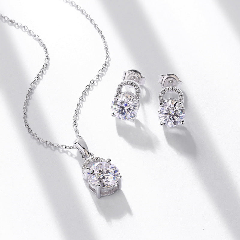 S925 Sterling Silver Moissanite Round Pendant Necklace