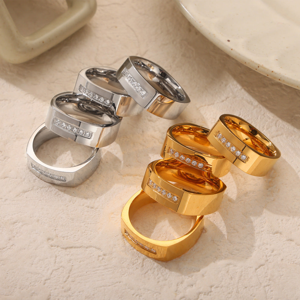 Elegant Zircon Design Gold-Plated Titanium Steel Ring