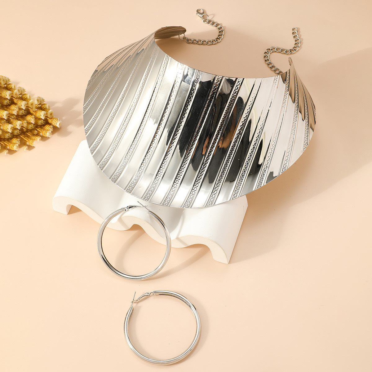 Planderful Savanna Rhythms Necklace and Earrings Set – Bold Geometric Design