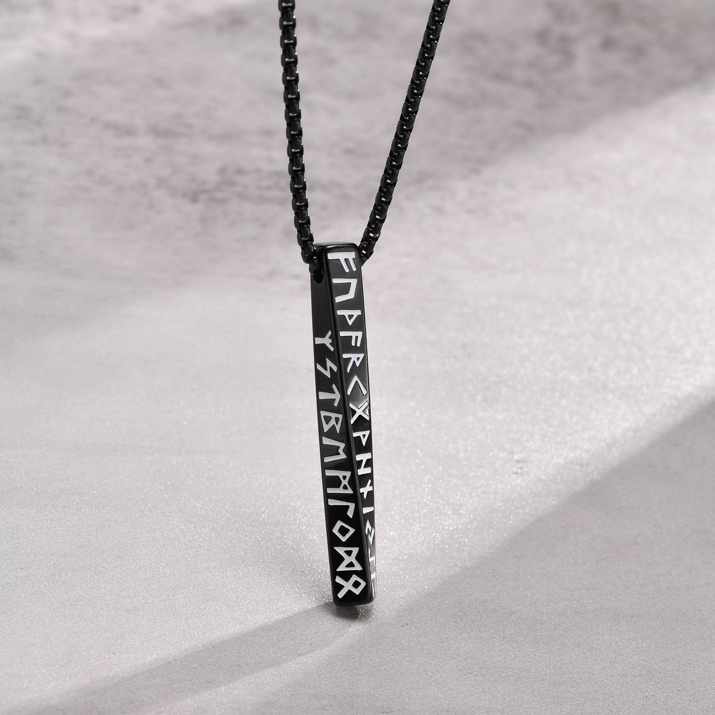 Stainless Steel Corrosive Smear Oil Viking Necklace for Men