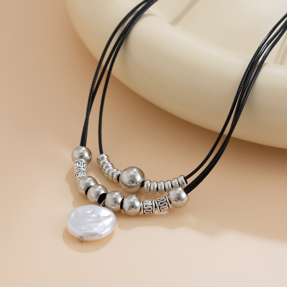 Irregular Pearl-Style Pendant Layered Necklace