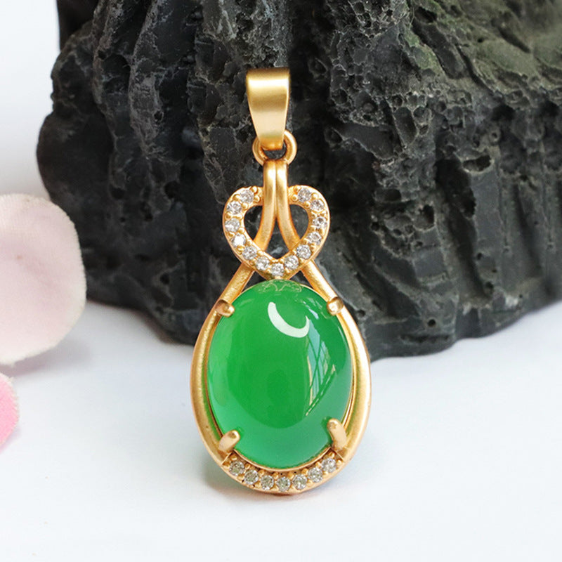 Golden Oval Chalcedony Water Drop Pendant Necklace - Stylish Fashion Accessory