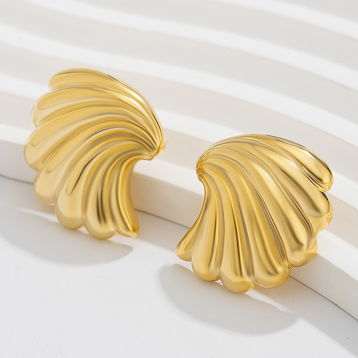 Planderful Vienna Verve Earrings – Exaggerated Ginkgo Biloba Design