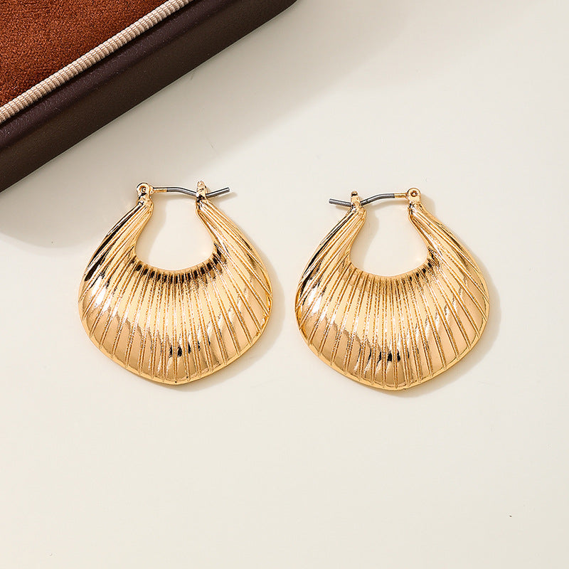 Planderful Vienna Verve Earrings – Retro Metal Chubby Design