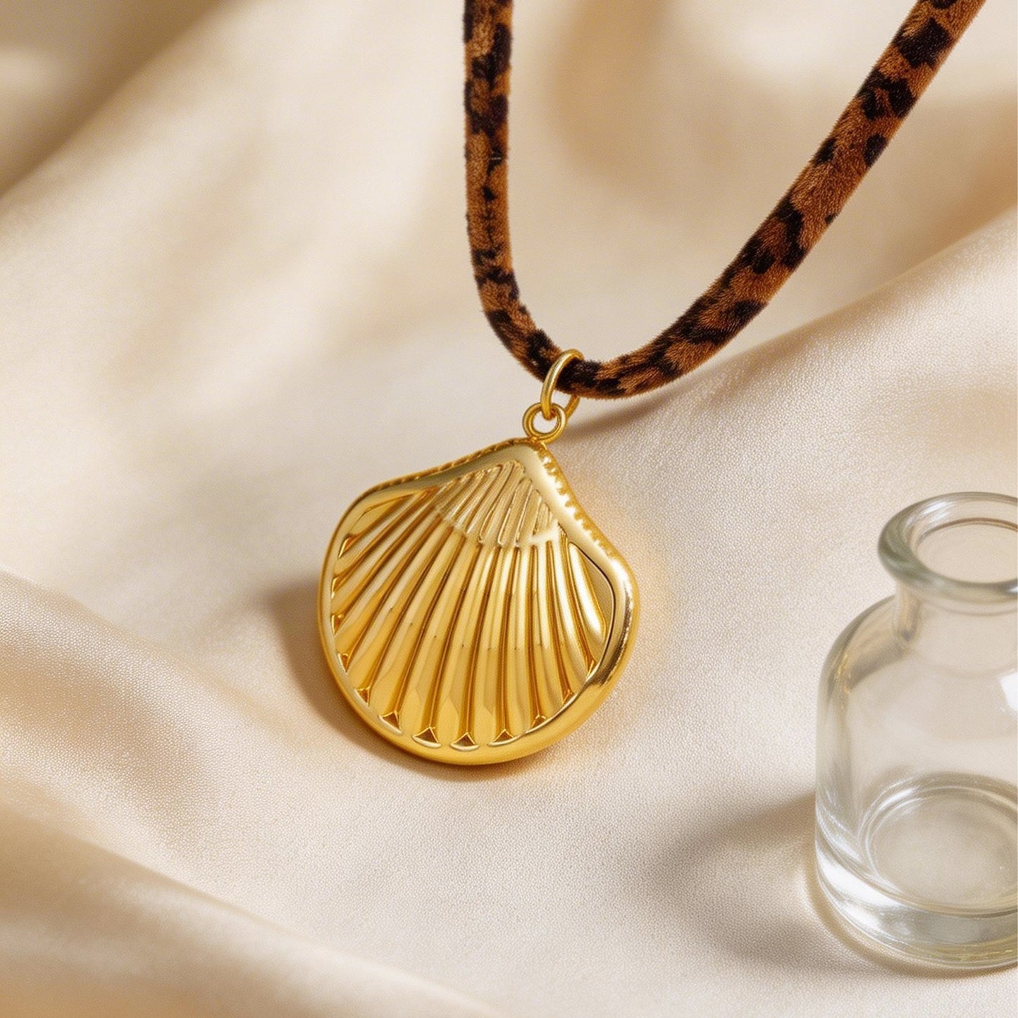 Cold Wind Ocean Stainless Steel Shell Pendant Leopard Print Long Item Decoration Necklace