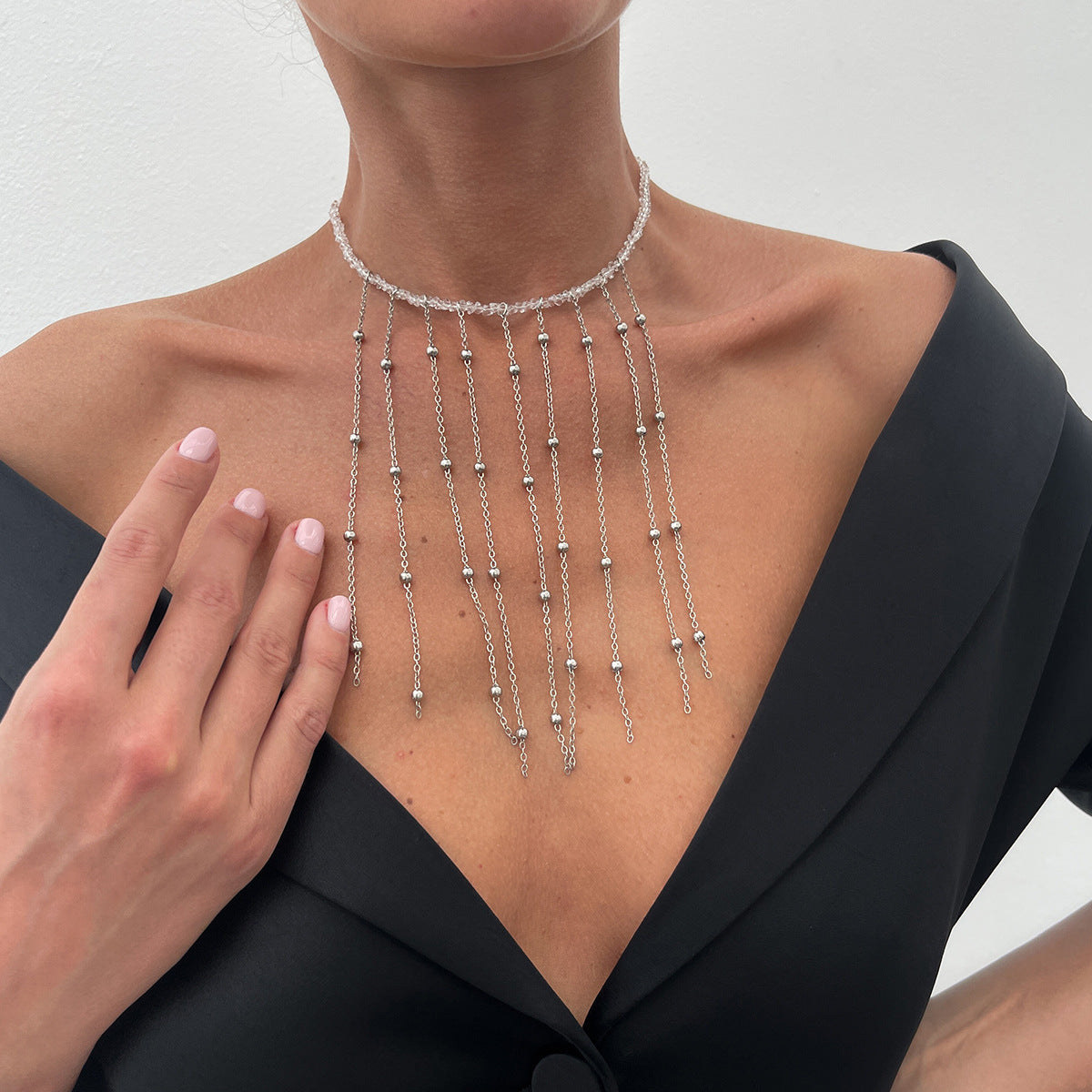 Planderful Vienna Verve Necklace – Elegant Imitation Pearl Design