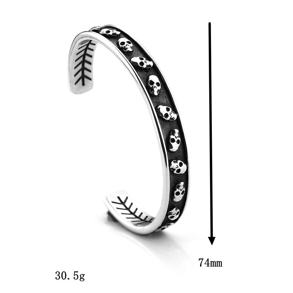 Planderful Stainless Steel Skull Bracelet Unisex Durable Retro Locomotive Style Halloween Accessory