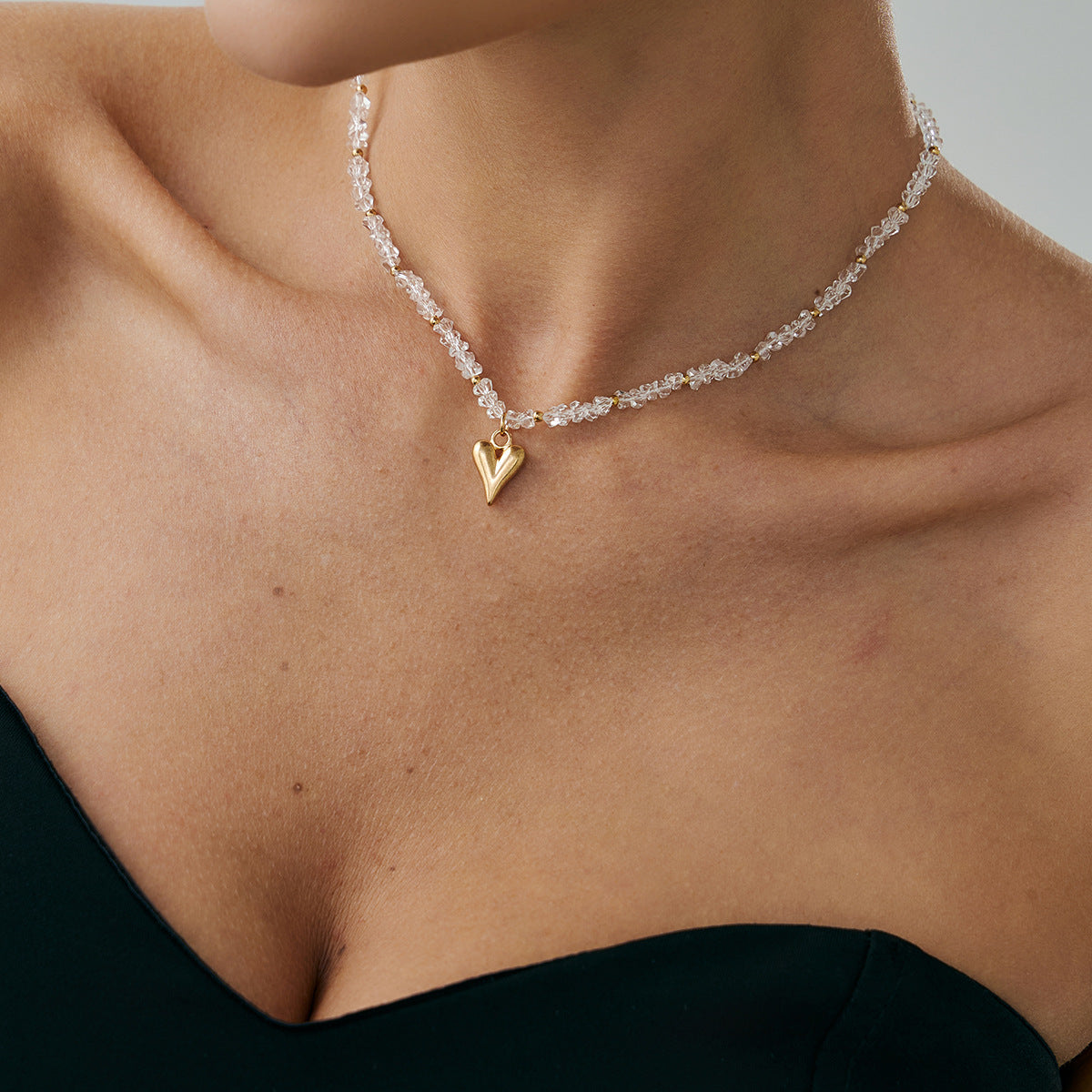 Heart Crystal-Style Collarbone Necklace