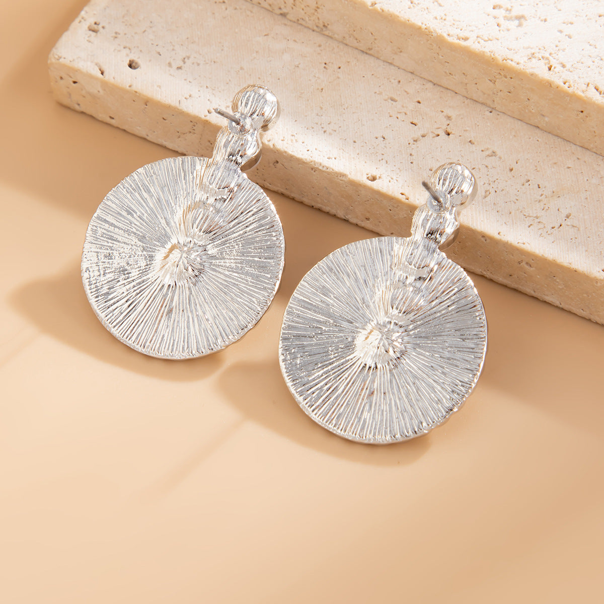 Planderful Vienna Verve Earrings – Elegant Sunflower Design