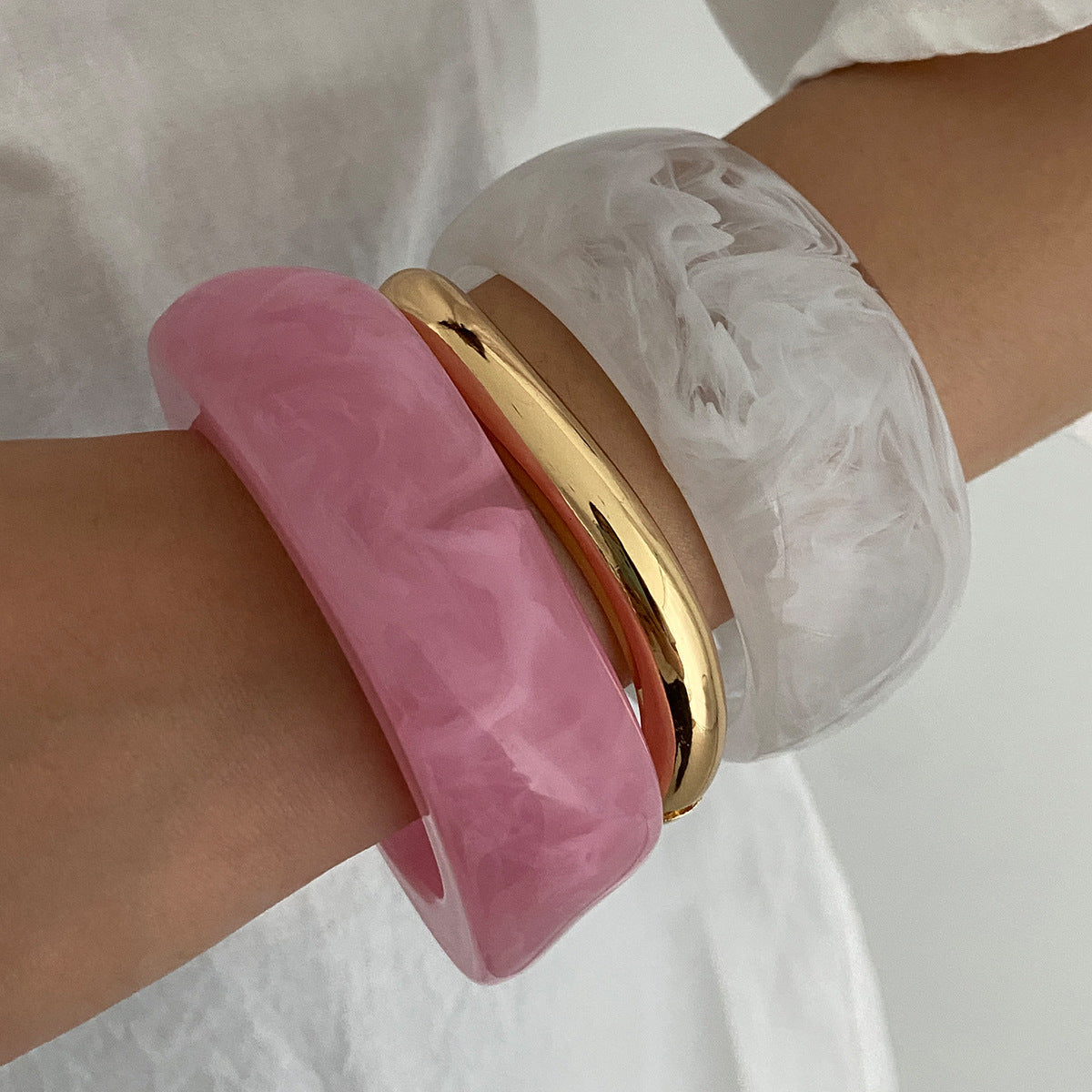 Planderful Vienna Verve Smudge Texture Acrylic Bracelet for Women Irregular Geometric Statement Jewelry