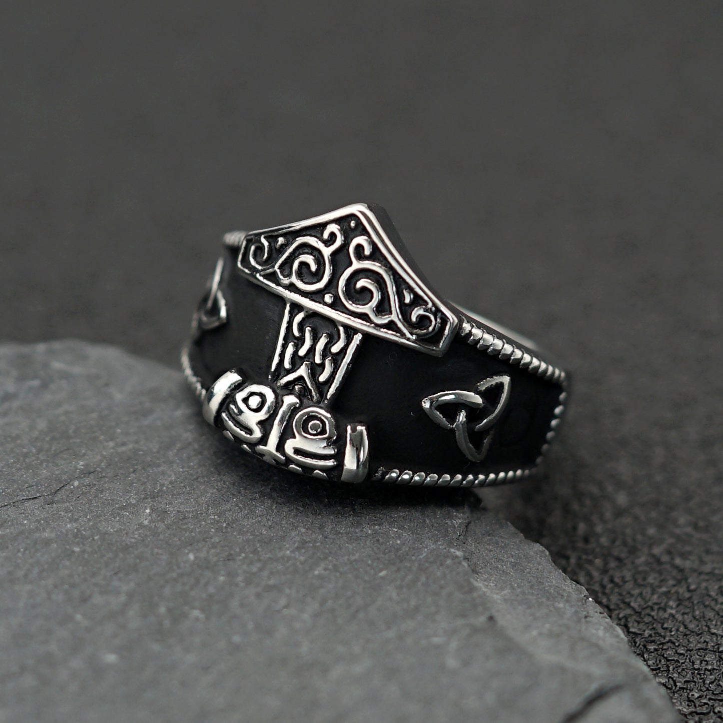 Planderful Viking Rune Ring Stainless Steel Unisex Protection Symbol Triangle Knot Bold Ring For Men And Women