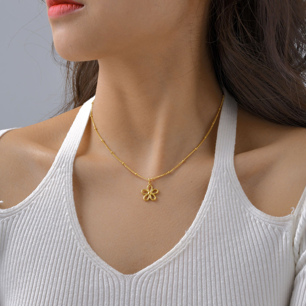 Stainless Steel French Elegance Romantic Commuter Flower Necklace Bracelet Bead Chain