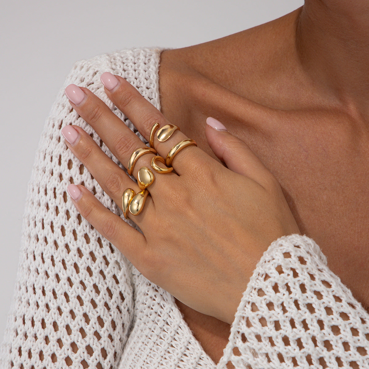 Planderful Vienna Verve Hug Ring For Women Geometric Opening Statement Jewelry Elegant Gift Idea