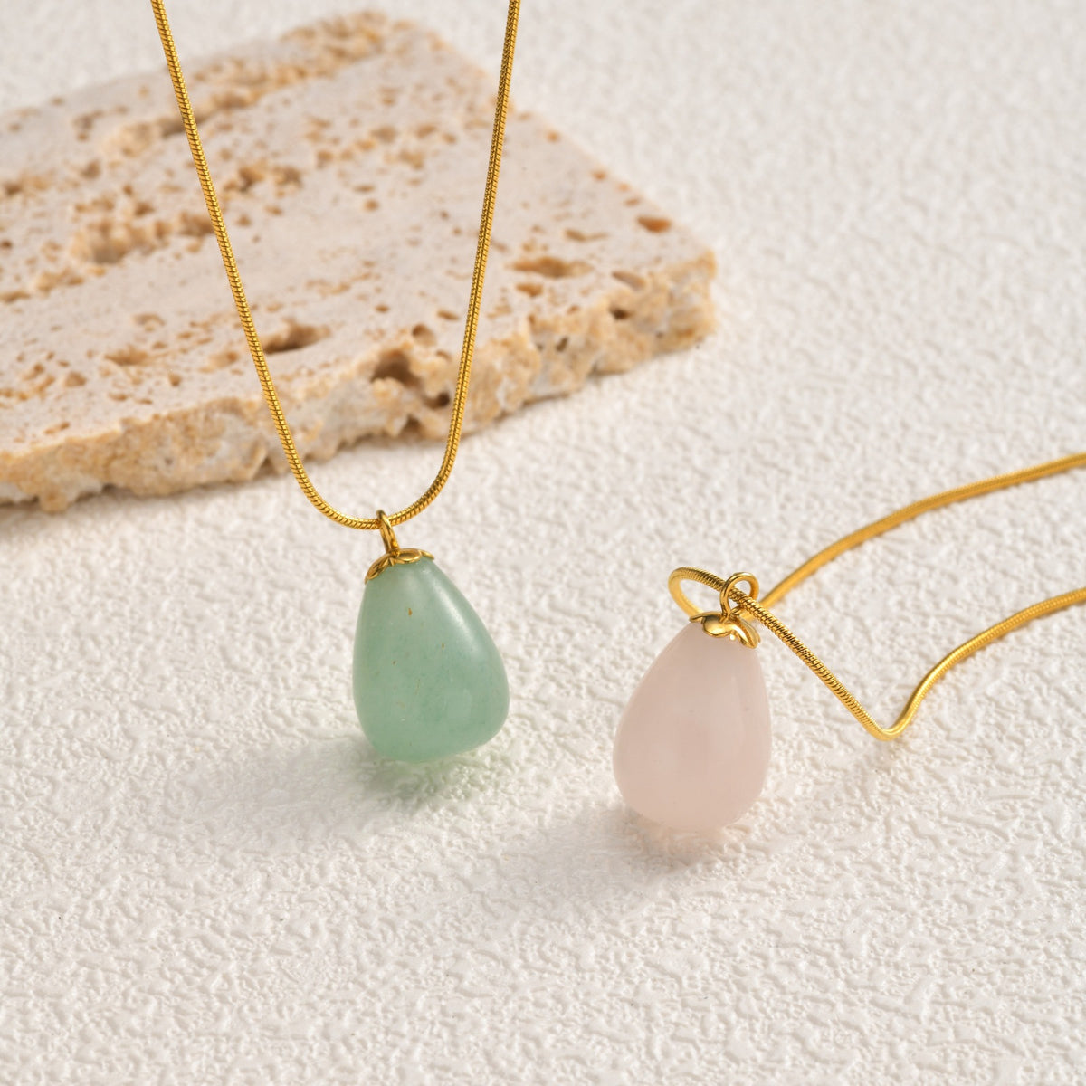 Stainless Steel Water Drop Powder Crystal Pendant Design Collarbone Chain Advanced Isn't Necklace